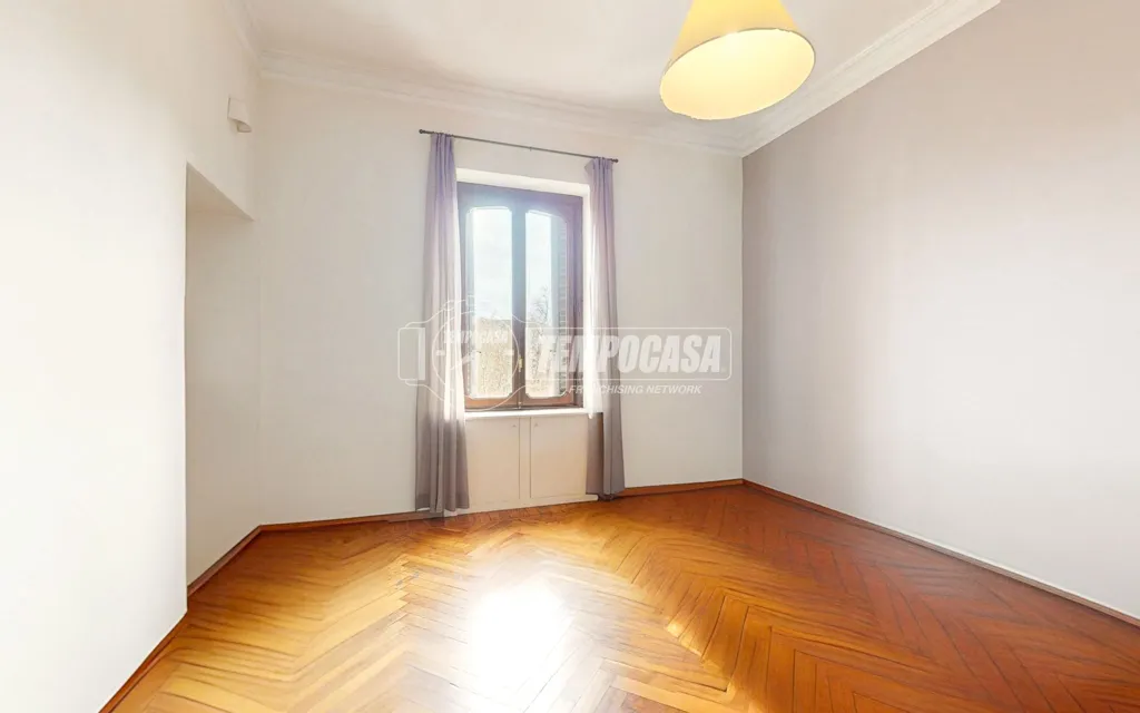 Rooms - Signorile Apartment with Four Balconies in Crocetta