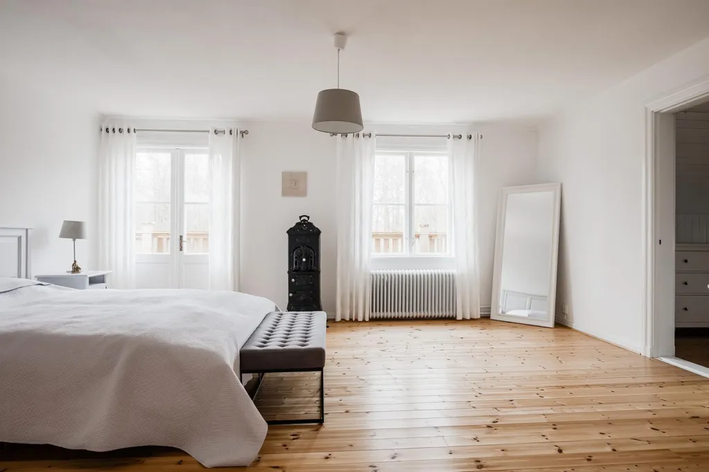 Magamistoad - Renovated Rectory with Lake View in Ransberg