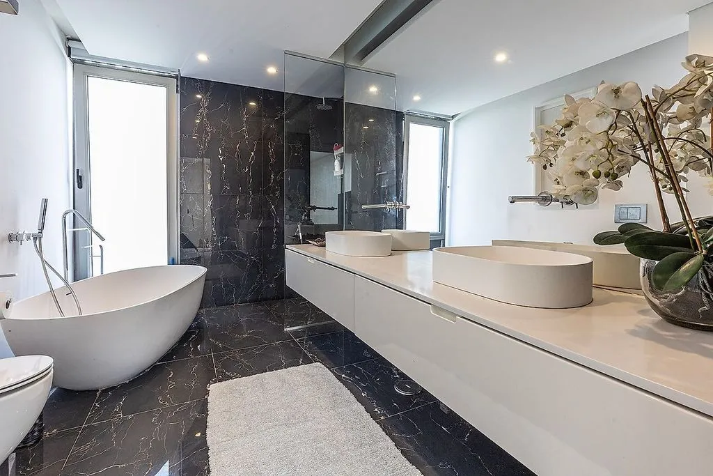 Salles de bain - Luxury Villa with Sea Views in Oeiras