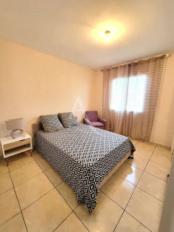 Magamistoad - Family House with Pool in Quiet Elne
