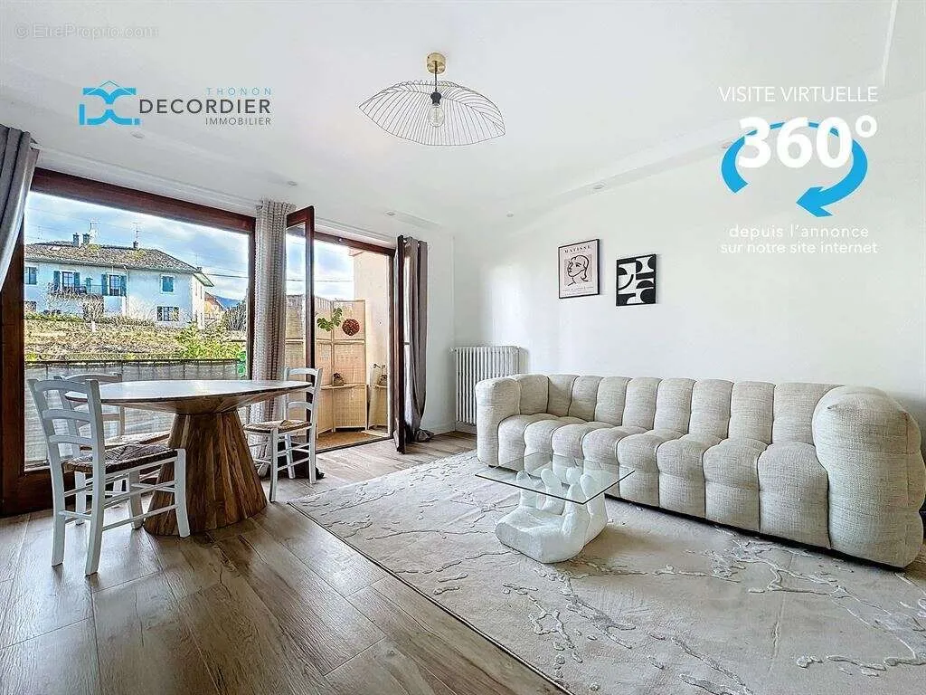 Séjour - Appartement T3 avec Balcon à Thonon-les-Bains