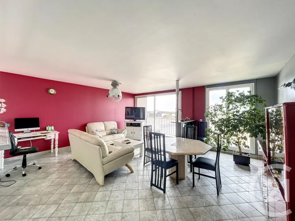 Elutuba - Apartment with Balcony in Compiegne