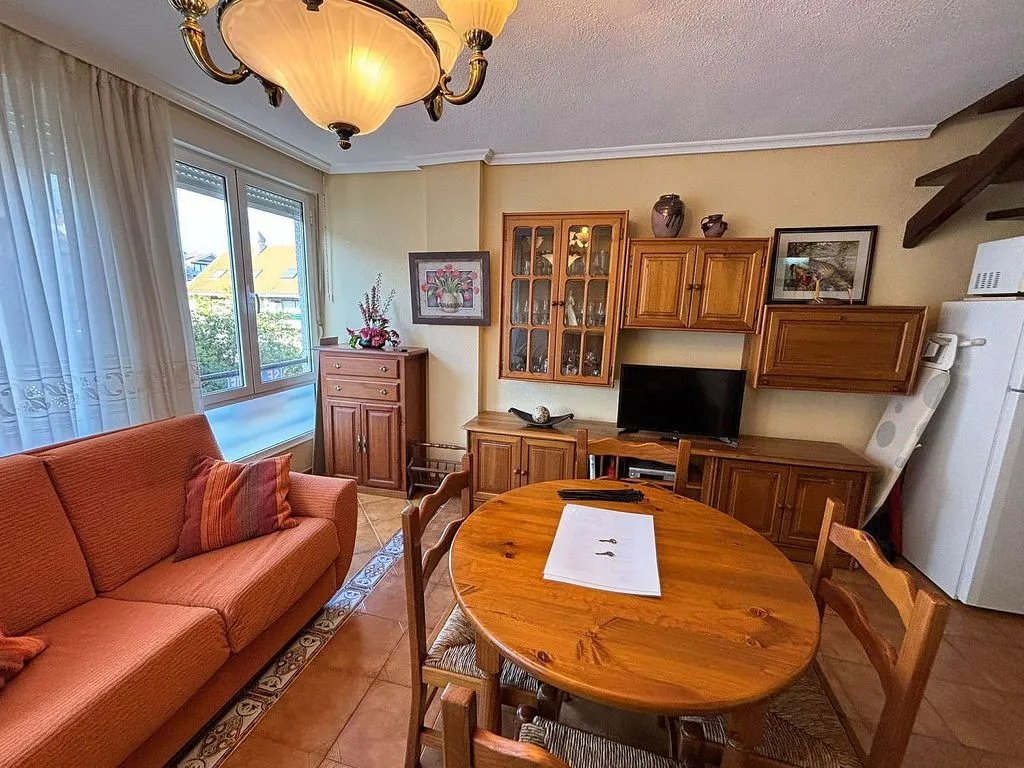 Salle à manger - Apartment with South-Facing Terrace in Noja