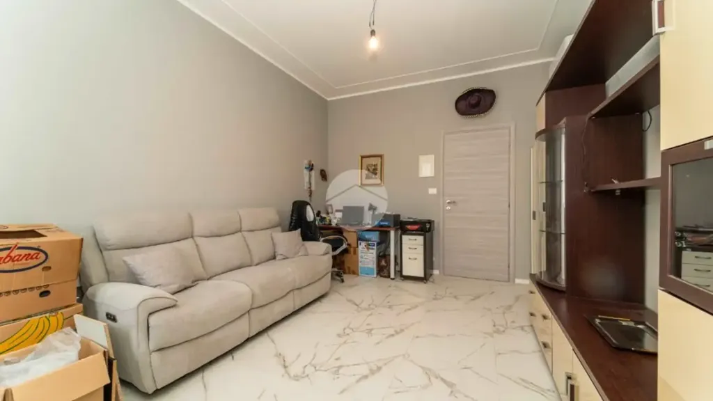 Elutuba - Rustic-Style Flat with Balcony in Torino