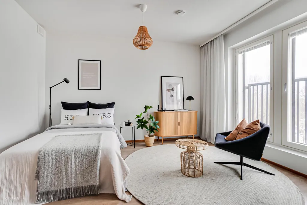 Magamistoad - Modern Studio with Balcony in Matinkylä, Espoo