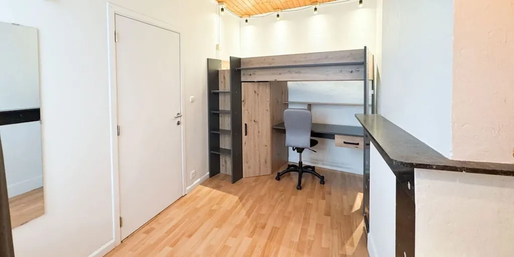Chambres - Appartement avec Jardin dans le Centre de Liège