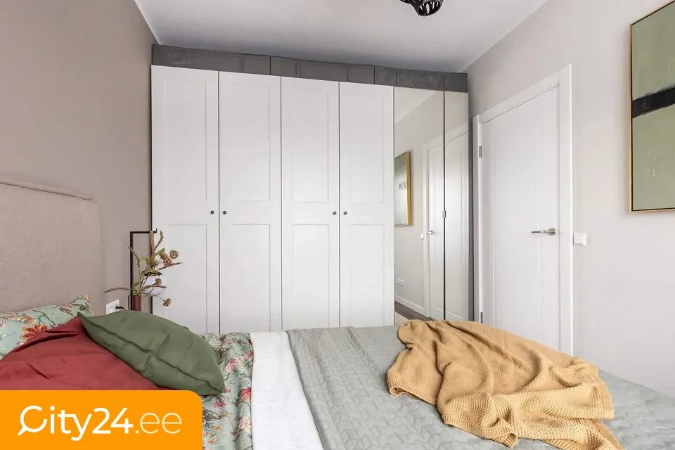 Magamistoad - Modern Apartment with Balcony in Ķengarags, Riga