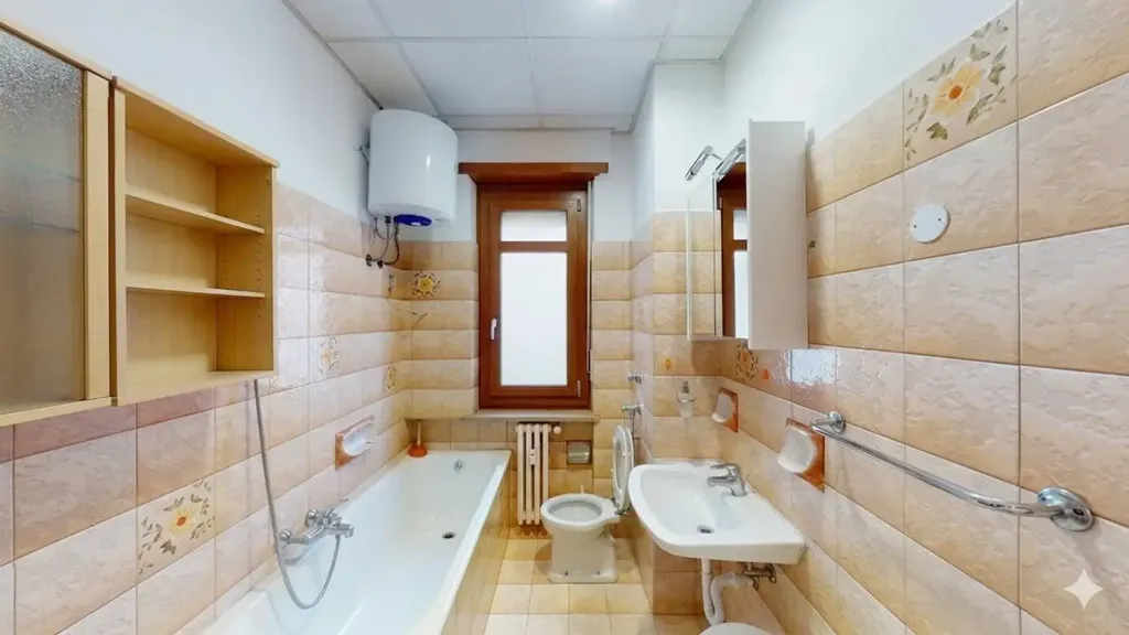 Salles de bain - Spacious Trilocale with Balcony in Turin