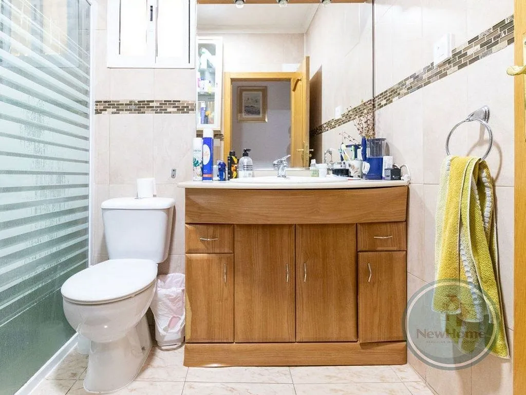 Vannitoad - Apartment with Balcony in Carrús Est