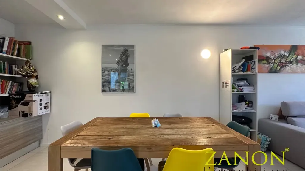 Sala da pranzo - Modern House with Garden in Codroipo