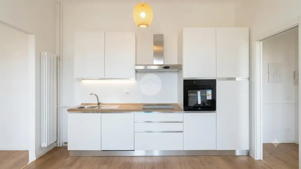 Cucina - Modernised Triplex with Balcony in Milan