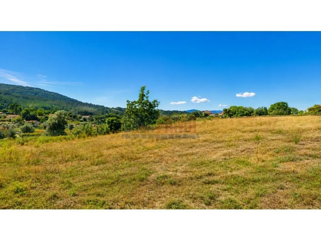 Giardino - Building Land with Panoramic Views in Vila Nova de Cerveira