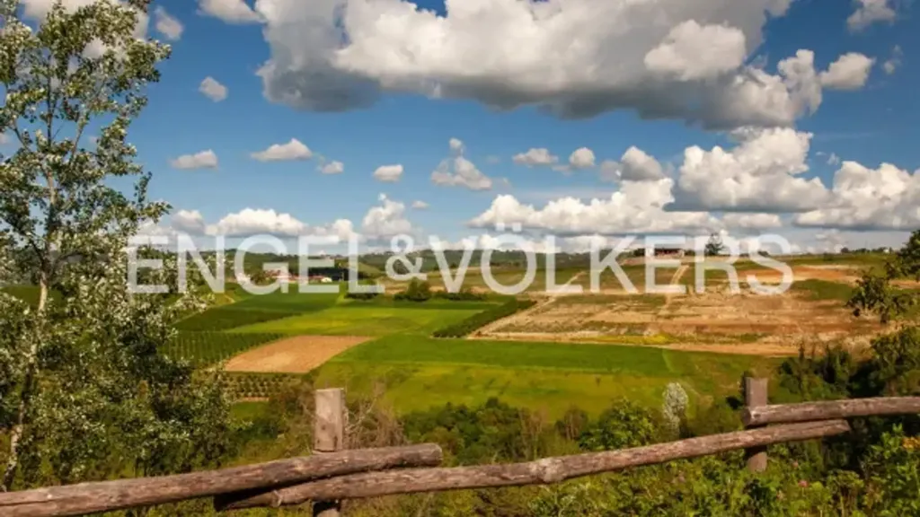 Aed - Rustic Casale with Panoramic Views in Dogliani