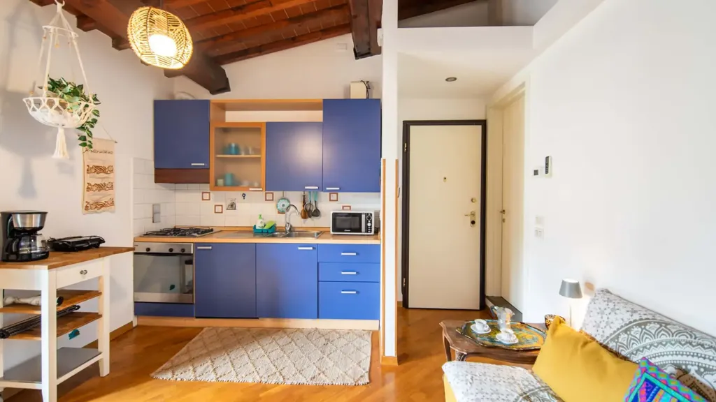 Cuisine - Studio Apartment with Balcony in Florence