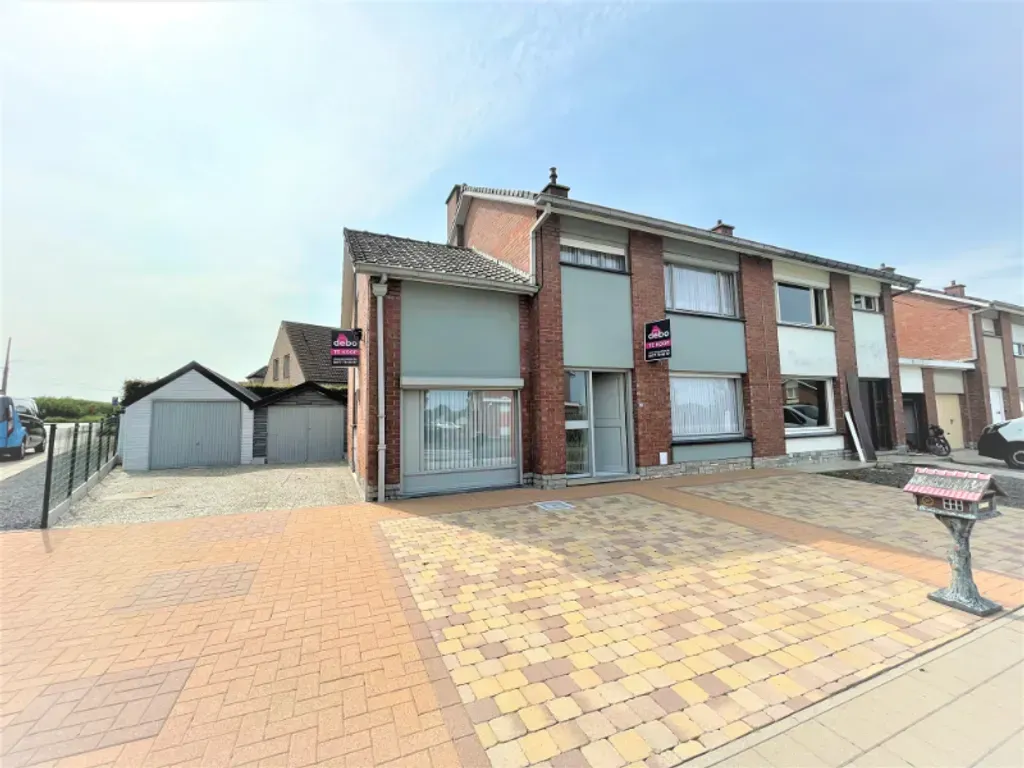 Exterior - House with Large Driveway in Vichte