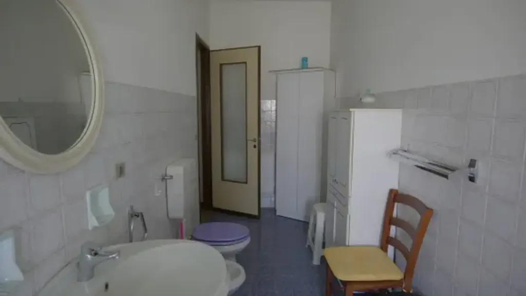 Salles de bain - Trilocale with Balcony in Biella