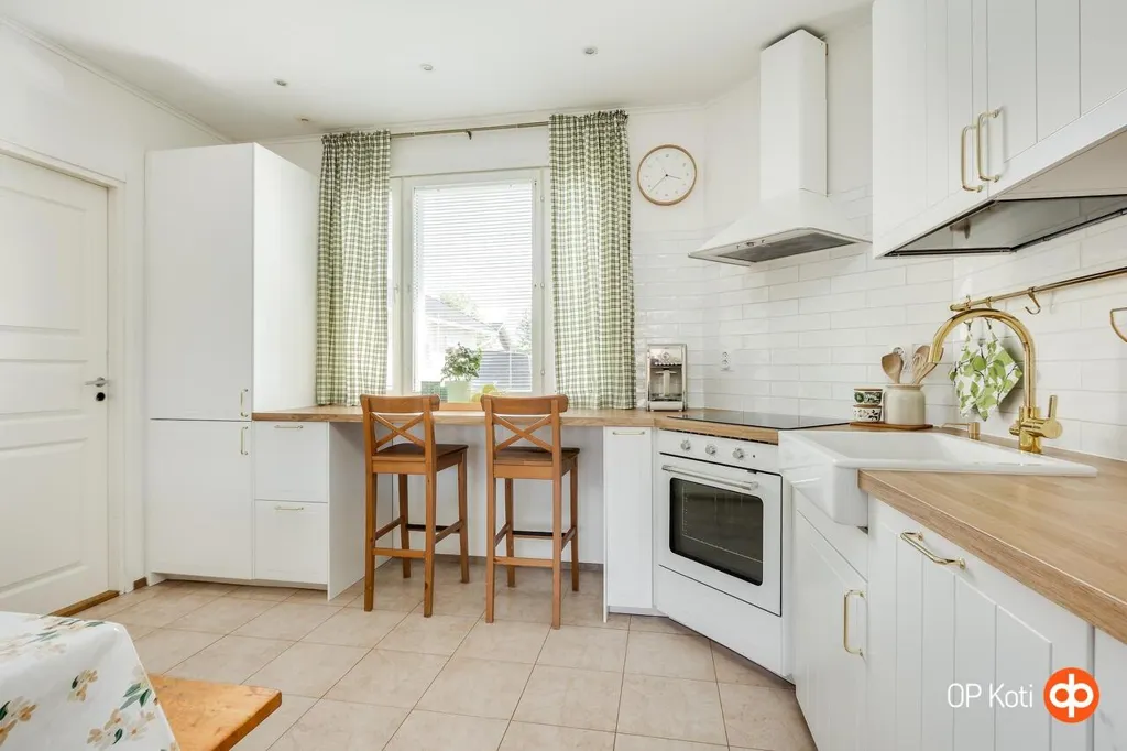 Cuisine - Single-Storey House with Sauna in Muhos