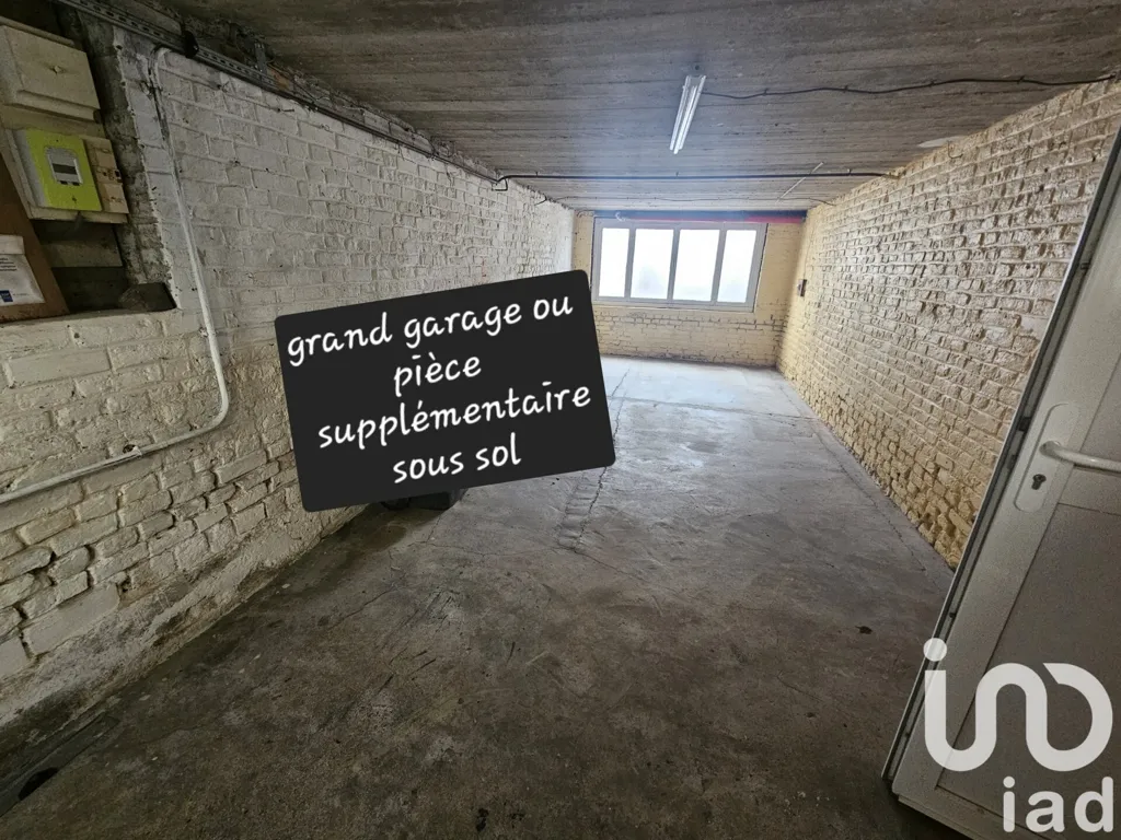 Garage - Maison des Années 50 avec Garage à Maing