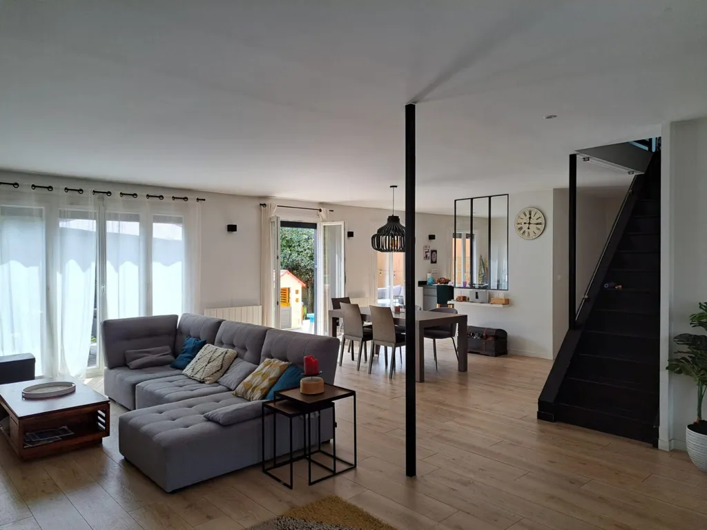 Séjour - Maison avec Terrasse et Piscine à Clamart