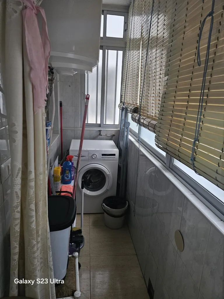 Buanderie - Apartment with Balcony in Renfe Area
