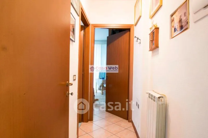 Esik - Geminate Villa with Private Garden in Cunardo