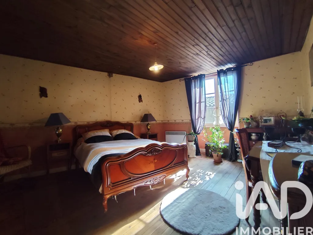 Chambres - Maison de Caractère avec Grenier à Ardes