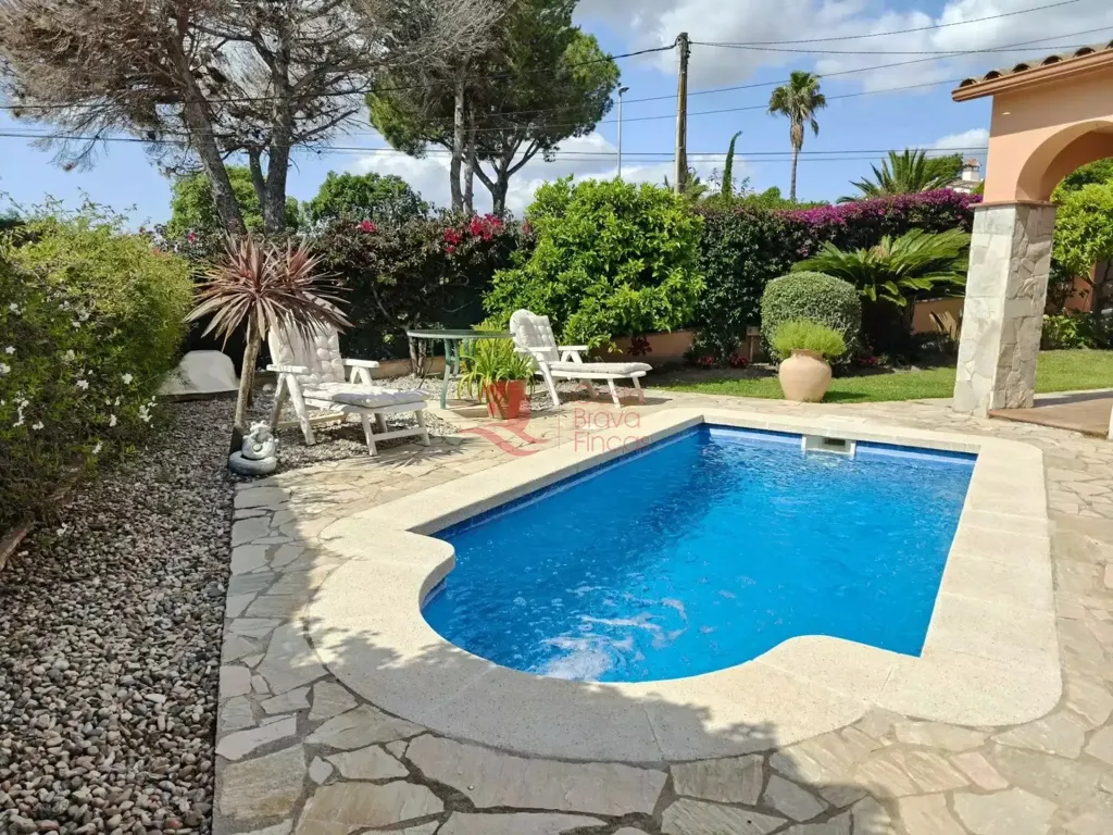 Piscine - Chalet with Sea View in Mas Pere