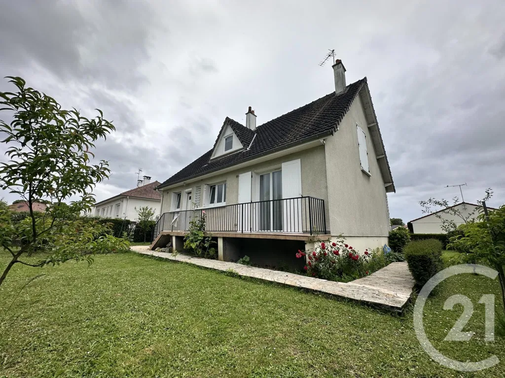 Esterno - 6-Piece House with Garden in Châteauroux