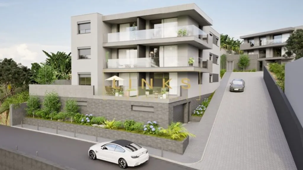 Luxury Apartment with Sea View in Câmara de Lobos
