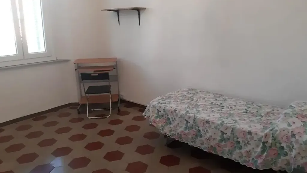 Chambres - Student Apartment with Garden in Pisa