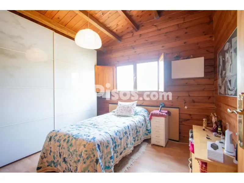 Magamistoad - Chalet with Extensive Garden in Nuevo Bulevar