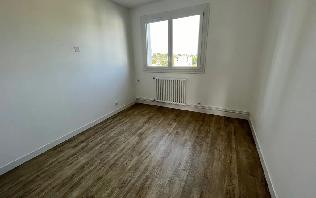 Pièces - Appartement T3 avec Balcon à Limoges