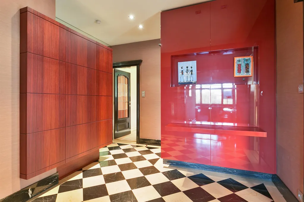 Esik - 1-Bedroom Apartment with Park View in Antwerp