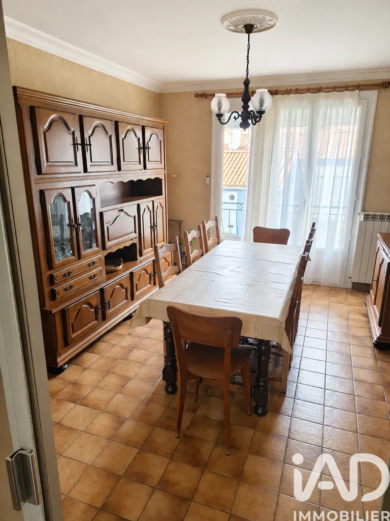 Salle à manger - Maison de Ville avec Ascenseur à La Roche-sur-Yon