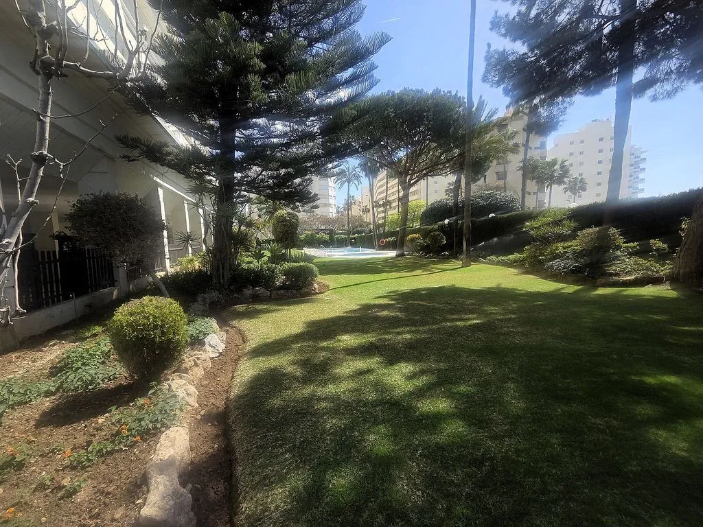 Aed - Apartment with Pool and Terrace in Marbella