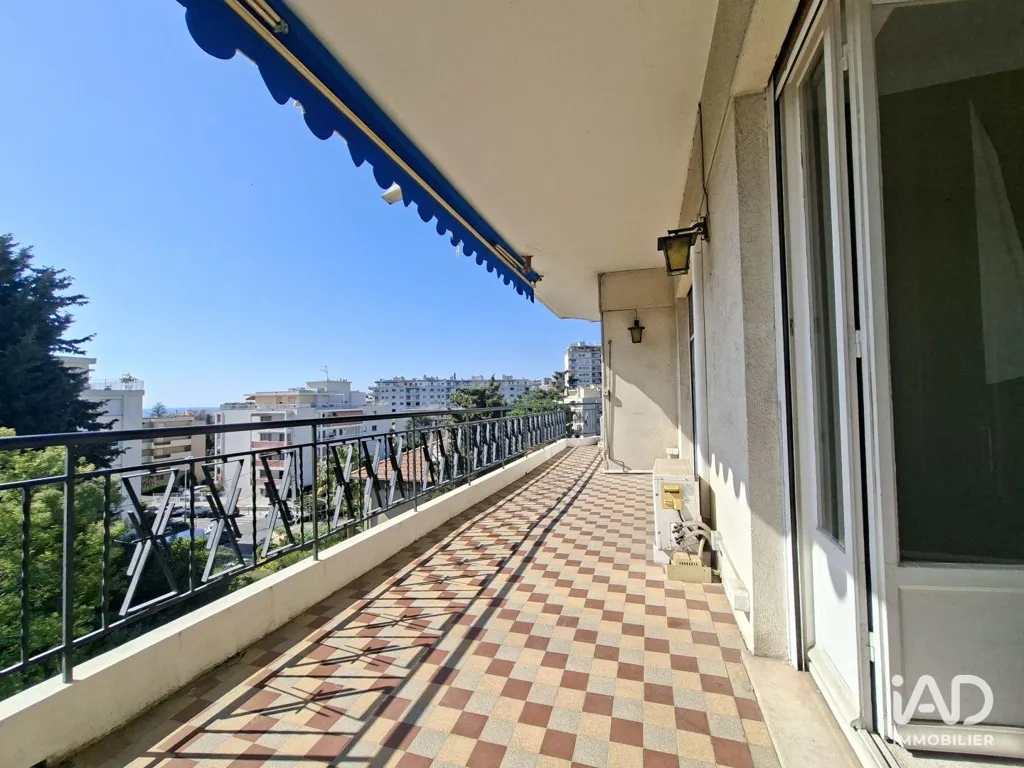 Balcone - 2-Bedroom Flat with Terrace in Nice