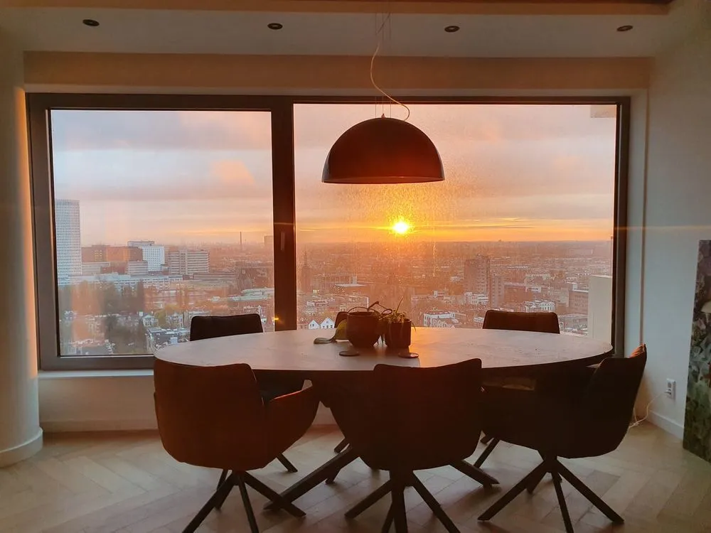Sala da pranzo - Luxury Apartment in The CoolTower, Rotterdam