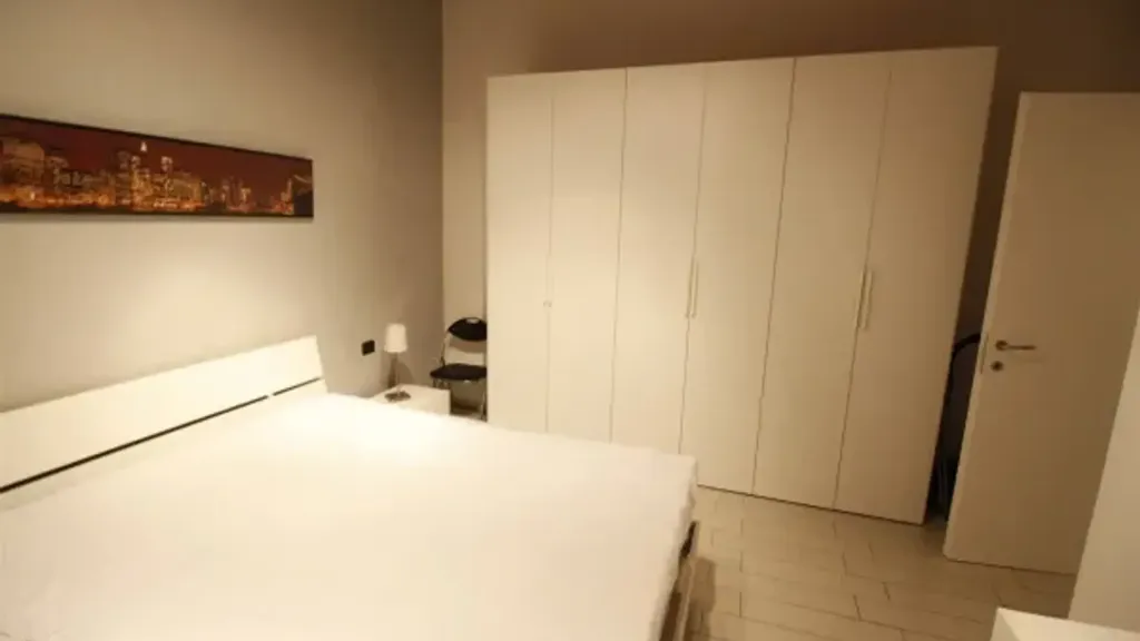 Bedrooms - Furnished Flat near Lucca Historic Centre
