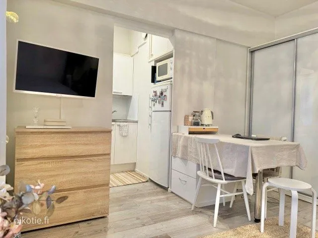 Sala da pranzo - Fully Furnished Studio in Vallila, Helsinki
