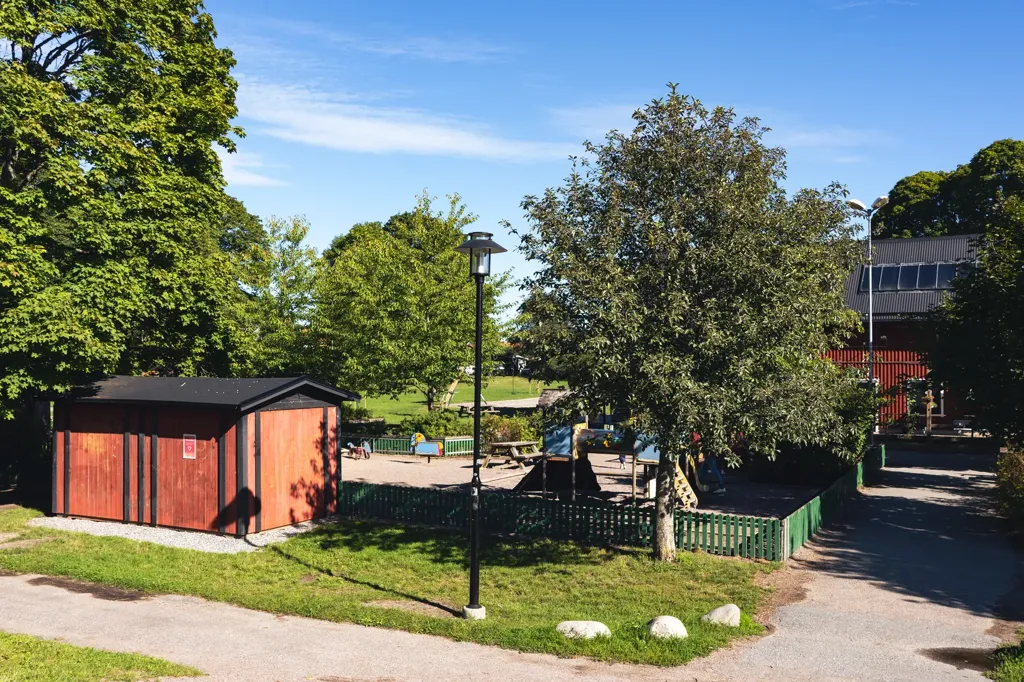 Jardin - Corner Flat with West-Facing Balcony in Norra Ängby