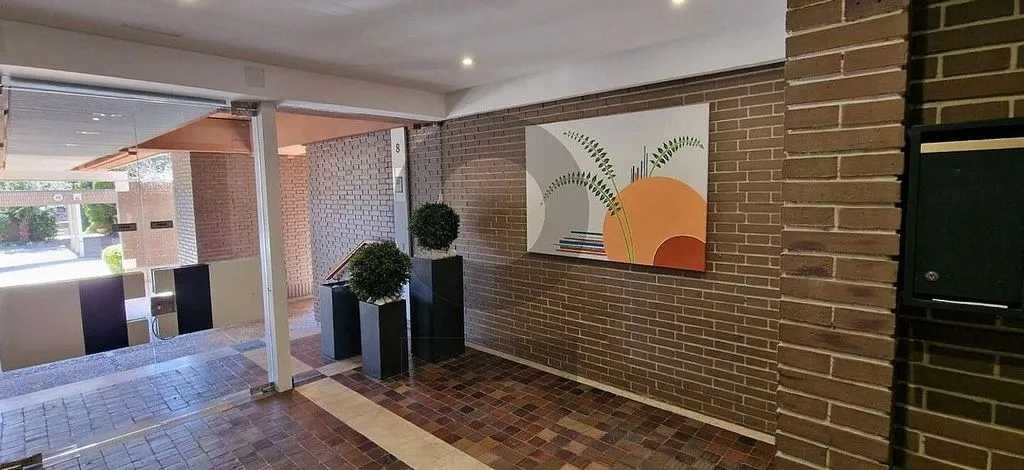 hallway_entrance