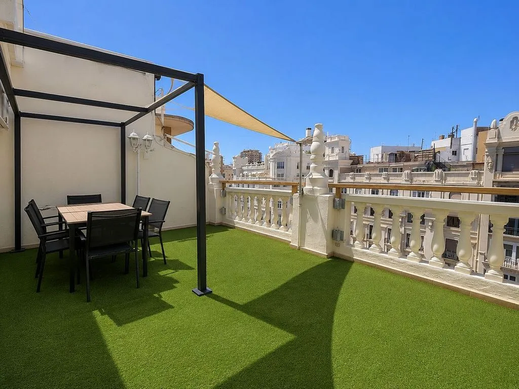 Terrace - Apartment with Terrace in Sant Francesc