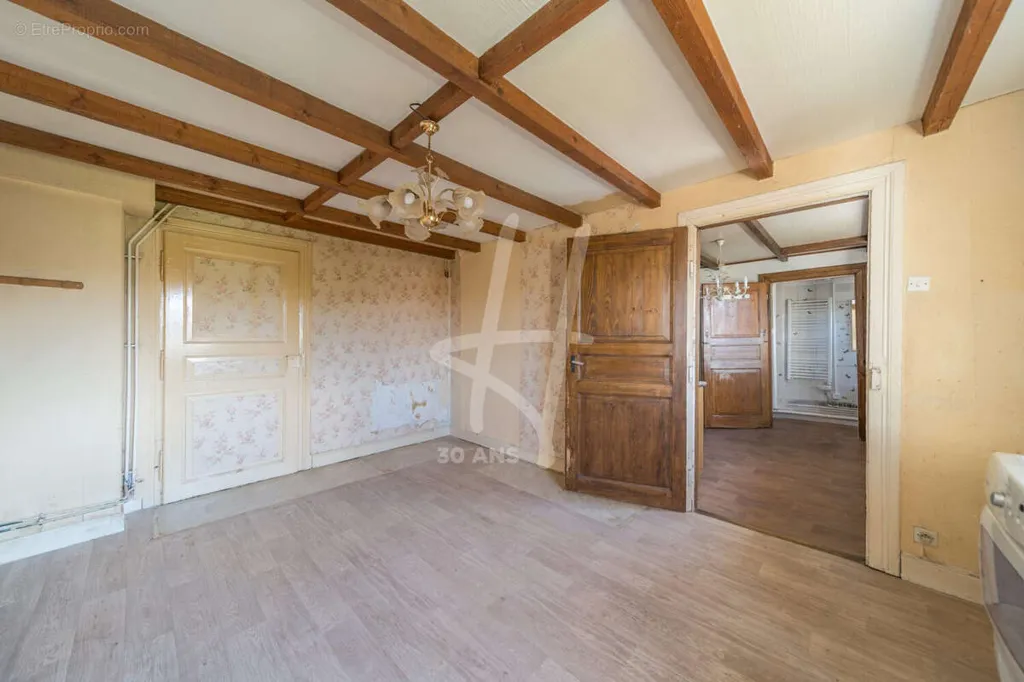 Toad - Apartment with Potential in Metz Plantières