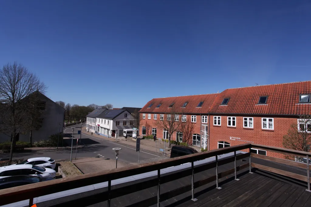 Rõdu - Renovated 1-Bed Flat with Balcony in Hammel