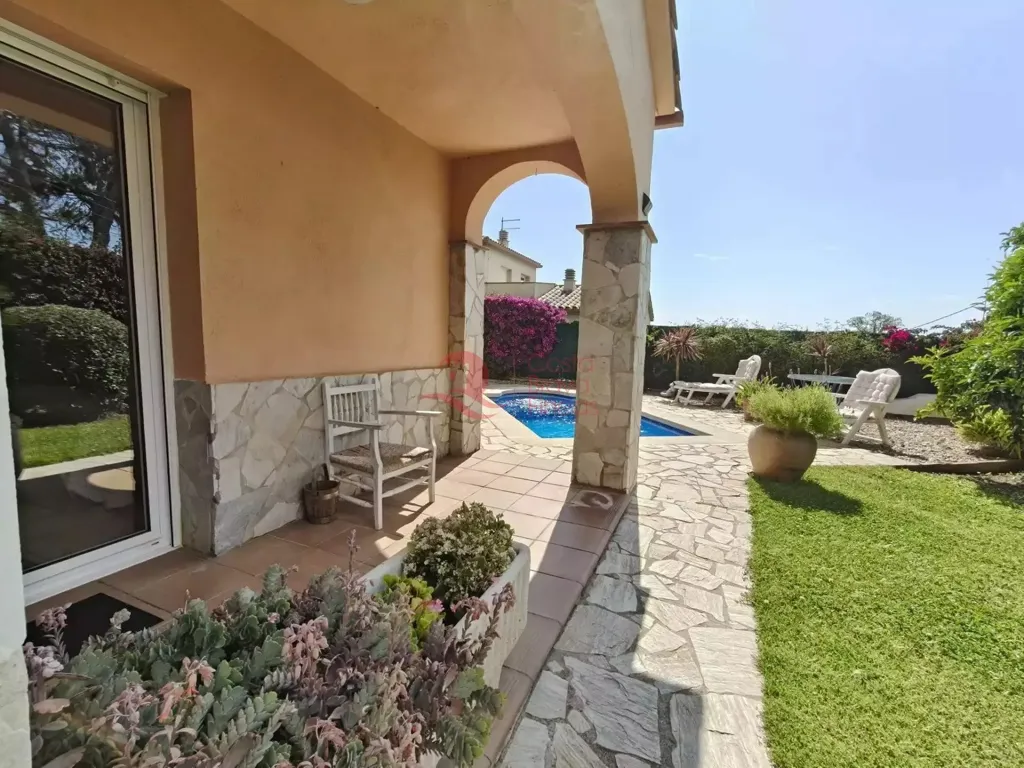 Piscine - Chalet with Sea View in Mas Pere