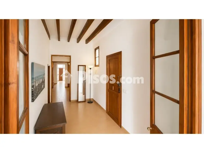 Entrée - Historic Attic with Terrace in Carrer dels Oms