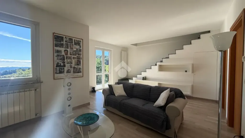 Séjour - Rear-Facing Apartment with Terrace in Castagneto Po