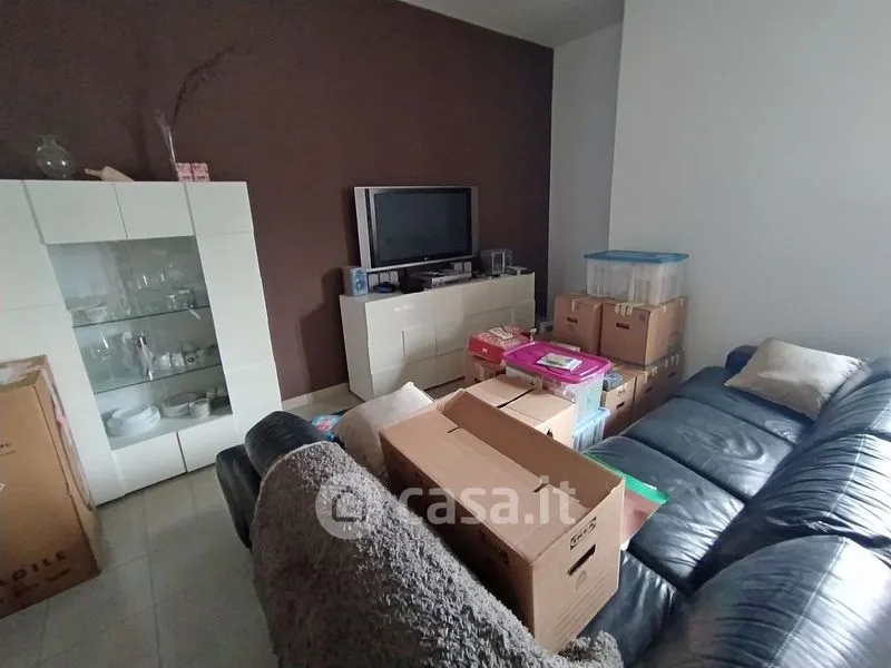 Séjour - Four-Room Apartment with Garden in Mathi
