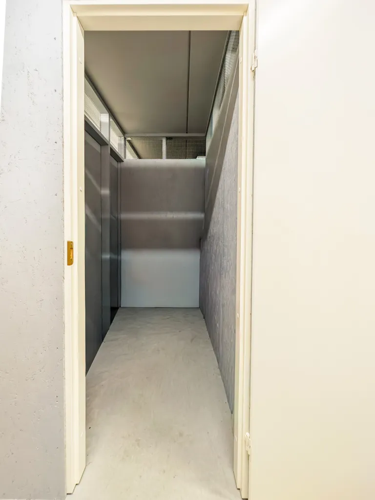 hallway_entrance