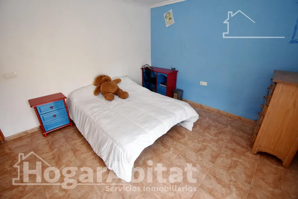 Schlafzimmer - Detached Rustic Chalet with Pool in Madrigal